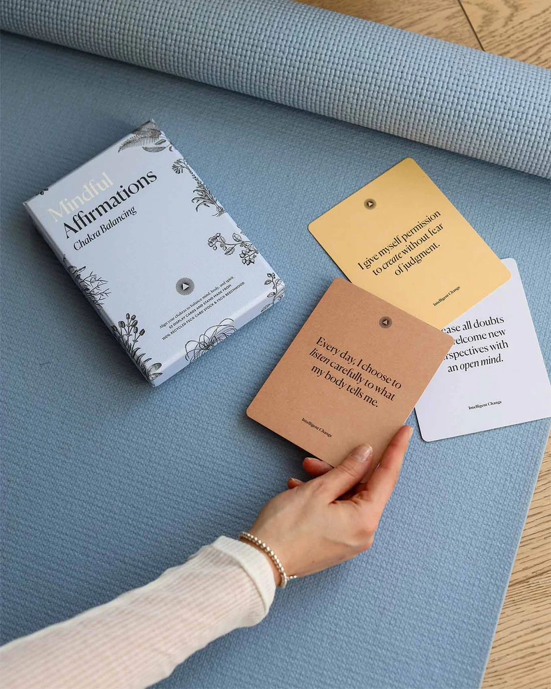 4X5-WEBRES-Chakra-Affirmations-Yoga-Fitness-20